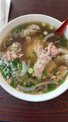 Combination Beef Noodle Soup-Large