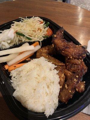 "Spicy" pokpok fish sauce wings & "spicy" papaya salad