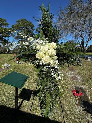 Gorgeous funeral flowers! Flowers