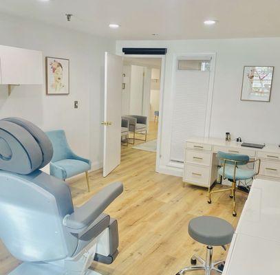 Treatment room at Boston Medical Aesthetics.