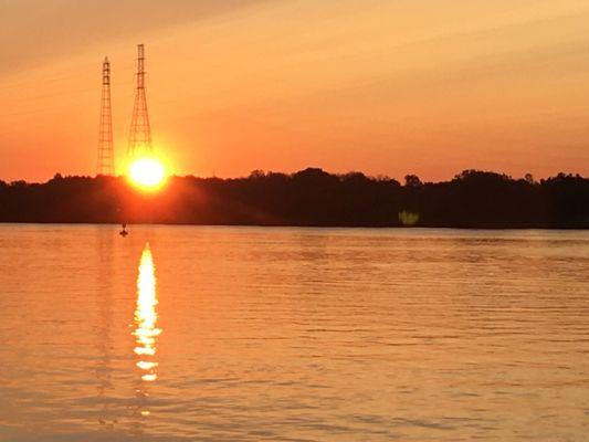 Beautiful sunrise over the Niagara River