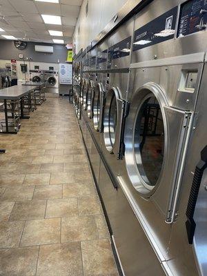 We have a variety of industrial dryers to ensure thorough drying.