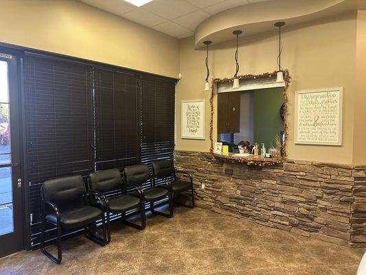 Reception area at Andreasen Chiropractic