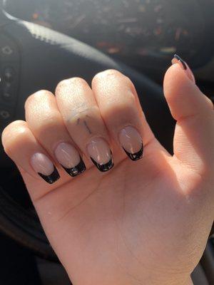 UNEVEN NAILS