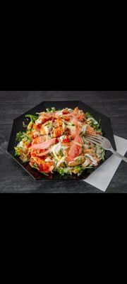 Buffalo ranch crispy chicken salad .