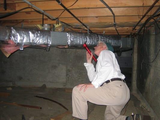 Checking heating duct