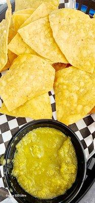 CHIPS & SALSA