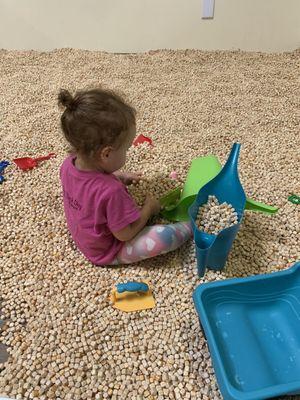 My daughter playing in the hinoki? Cubes