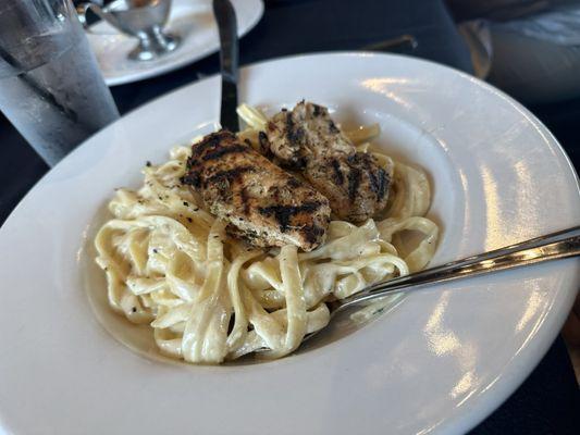 Fettuccine Alfredo with Grilled Chicken