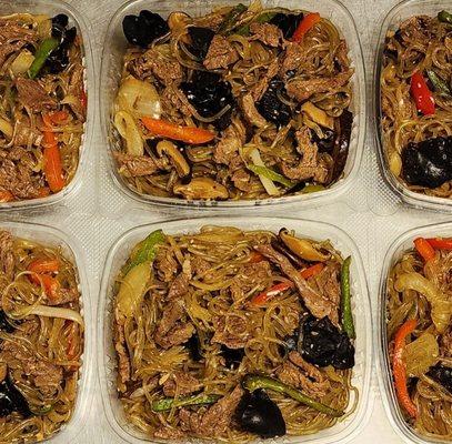 korean glass noodles (japchae)