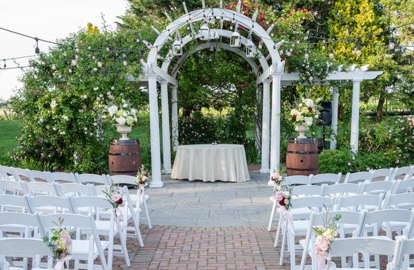 Wedding Day Ceremony Decor