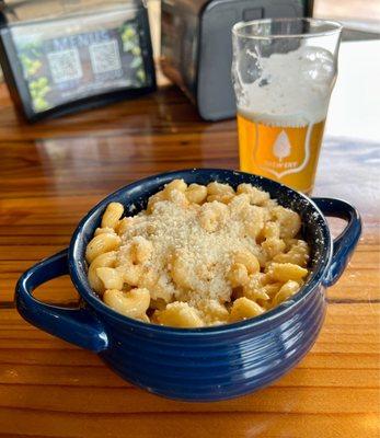 Elk Meadow beer + IPA Mac 'n Cheese