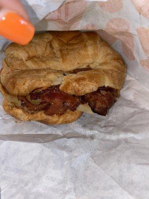 Sweet black pepper Bacon & Egg sandwich- my favorite