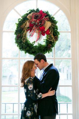 Every November, our decorations committee gets together to decorate the club for the holidays. This cute couple was just a cherry on top ;)