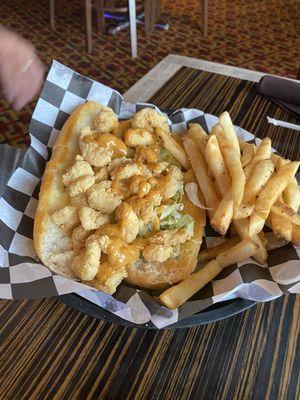 Shrimp poboy