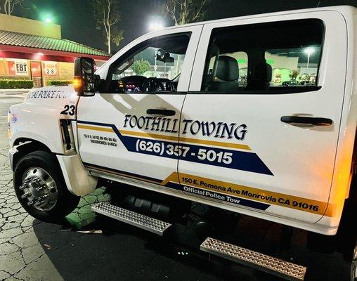 Foothill Towing