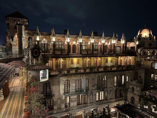 Night view of the interior courtyard