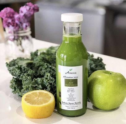 I AM INSPIRED affirmation juice. Green apple, lemon and kale