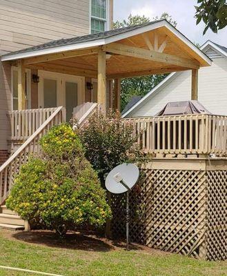 #coveredporch #covereddeck #roofing #framing