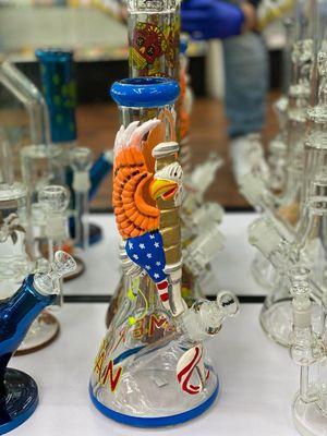 DIFFERENT TYPES OF BONGS