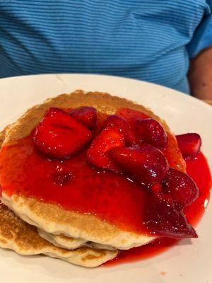 Pancakes with strawberries