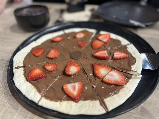 Nutella pizza