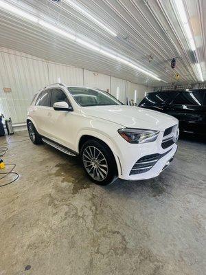 Full front clip of PPF (clear bra) installed on a 2021 Mercedes Benz GLE350 AMG.