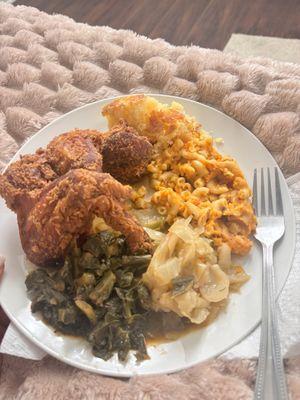 Collard greens, Cabbage, Fried chicken, Mac And Cheese, cornbread