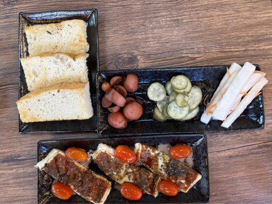 Halloumi with focaccia and the pickle platter