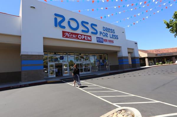 Better Ross Storefront Photo by Mountain Democrat Photographer Shelly Thorene.