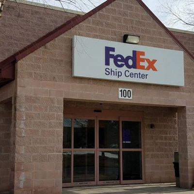 FedEx Ship Center