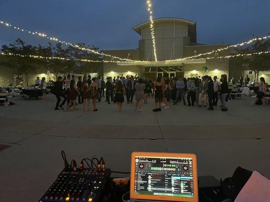 Highschool kids at a band banquet dj gig