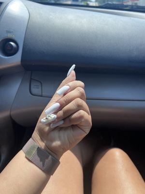 White acrylic nail 3