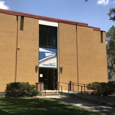 An east to find Post Office in Santa Fe, NM, near the Plaza...