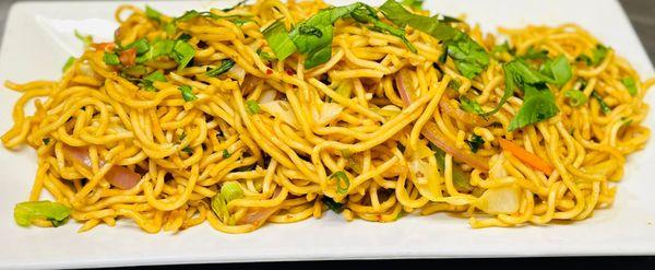 Veg Noodles

A comfort food that combines flavors of delicious sauces along with crunchy veggies!