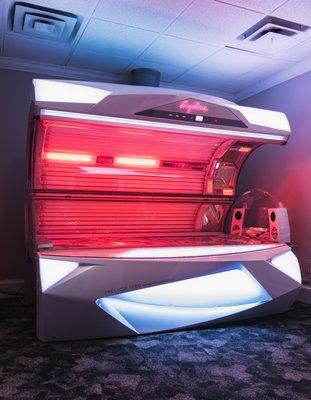 Love this Tanning Bed, hybrid technology Red Light Therapy & UV!