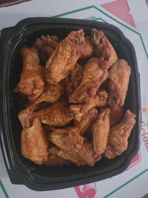 20 wings hot.  $18.50 can't beat it! Just order extra crispy