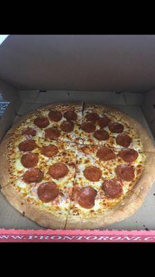 Pepperoni pizza with crunchy crust