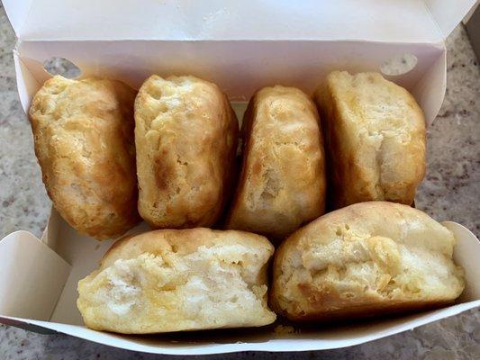 6 piece biscuits box.  Fluffy, buttery and hot.