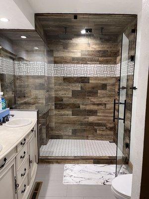 After picture of this beautiful bathroom remodel