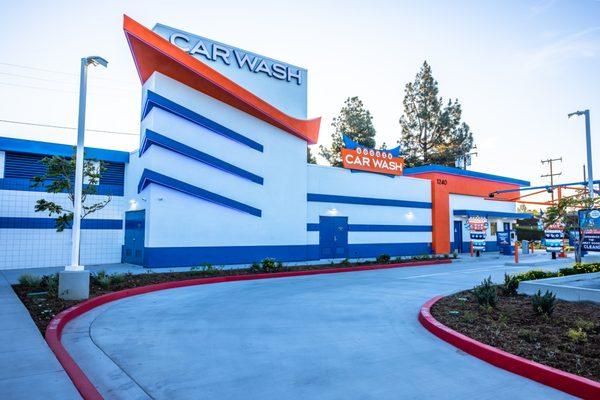 Googie Car Wash Anaheim