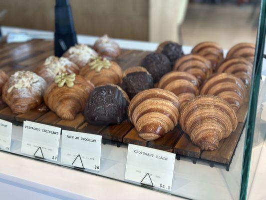 Croissant selection