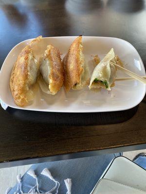 The  8 Piece Fried Dumplings w.Beef & Taiwan Cabbages