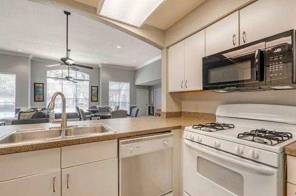 Clubhouse kitchen with breakfast bar