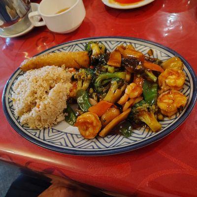 Shrimp & Vegetables w/Brown Sauce