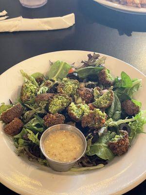 Fat Greek salad with falafel, no cheese