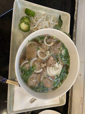 P12. Grilled Beef Pho