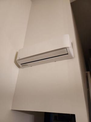 Mini split wall mount unit