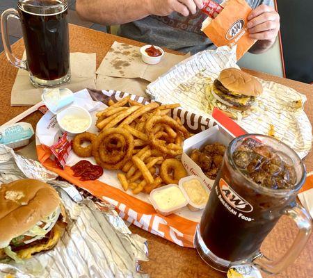 Two burger combos, onion rings, KFC nuggets and mug root beers, overcharged paying $48!! Not THAT good, ugh. Rootbeer and rings best part.