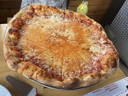 18 inch cheese pizza